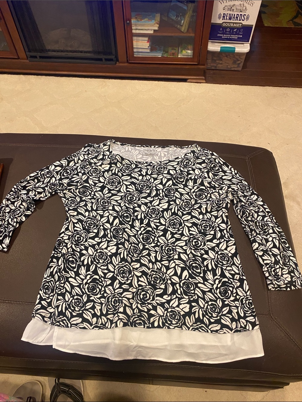 Talbots Black and White Floral Long Sleeve Layered-Hem Top